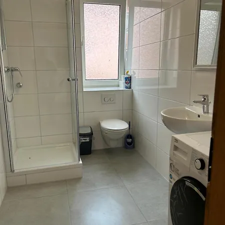 Othman Pfarrstrasse 54 2og Апартаменты